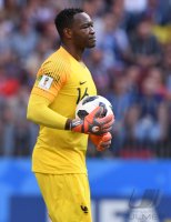 FUSSBALL WM 2018 Vorrunde Daenemark - Frankreich