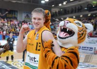 Basketball 1. Bundesliga 2012/2013:  Walter Tigers Tuebingen - FC Bayern Muenchen