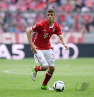 Fussball 1. Bundesliga Saison 2016/2017: FC Bayern Muenchen - FC Augsburg