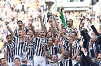 FUSSBALL SERIE A 13/14: Meister Juventus Turin