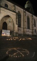 Tuebingen; Stille Mahnwache fuer Frieden auf dem Tuebinger Holzmarkt