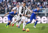 FUSSBALL SERIE A 2018/2019: Juventus Turin - Sampdoria Genua