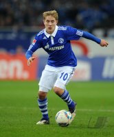 Fussball 1. Bundesliga, Saison 2011/2012: FC Schalke 04, Holtby am Ball