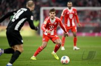 Fussball 1. Bundesliga  Saison  2025/2026  16. Spieltag FC Bayern Muenchen -  VfL Wolfsburg