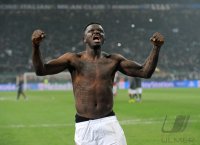 FUSSBALL INTERNATIONAL CHL ACHTELFINALE 12/13: JUBEL Sulley Muntari (AC Mailand)