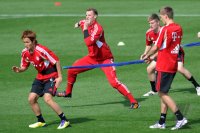 Fussball 1. Bundesliga 11/12: FC Bayern Muenchen Training in Doha