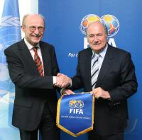 Willi Lemke besucht die Fifa