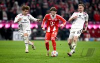 Fussball 1. Bundesliga  Saison  2025/2026  14. Spieltag FC Bayern Muenchen -  1. FSV Mainz 05