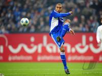 FUSSBALL 1. BUNDESLIGA: Schalke, ENGELAAR Einzelaktion