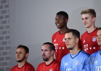 Fussball 1. Bundesliga 2015/2016: Fototermin beim FC Bayern Muenchen