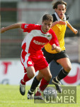 Fussball 2. Bundesliga: Oberhausen - Reutlingen, Zweikampf