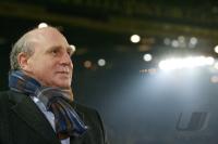 Fussball 1. Bundesliga: Berlin: FAVRE und  HOENESS