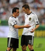 FUSSBALL INTERNATIONAL: Piotr TROCHOWSKI, Miroslav KLOSE (v. li., Deutschland)