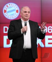 Fussball 1. Bundesliga Saison 18/19: Praesident Uli Hoeness (FC Bayern Muenchen)
