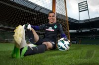Fussball 1. Bundesliga, Saison 2012/2013, Werder Bremen: Raphael Wolf im exklusiven Pressefoto ULMER Fotoshooting