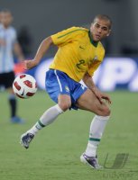 FUSSBALL INTERNATIONAL:  DANI ALVES (Brasilien)