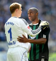 Fussball: 1. Bundesliga Saison 2010/2011: Schalke 04 - VfL Wolfsburg