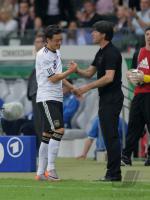 FUSSBALL INTERNATIONAL:  Auswechslung Mesut OEZIL  (Deutschland)