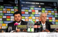 2. Fussball Bundesliga: (v. li.) Investor Hasan Ismaik , Dieter Schneider (1860 Praesident)