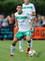 Fussball 1. Bundesliga: Bremen, OEZIL am Ball