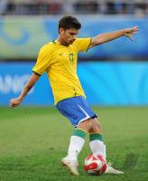 FUSSBALL  Olympia 2008   Viertelfinale  Maenner   Brasilien - Kamerun