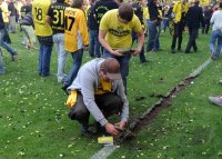 Fussball 1. Bundesliga : Borussia Dortmund  feiert die Deutsche Meisterschaft 2011