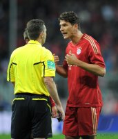 Fussball 1. Bundesliga, Saison 2011/2012:  Schiedsrichter Guido Winkmann