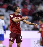 Fussball 1. Bundesliga Saison 21/22: FC Bayern Muenchen -  Hertha BSC Berlin