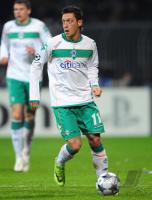 FUSSBALL CHAMPIONS LEAGUE:  Werder Bremen, OEZIL Einzelaktion