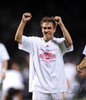 FUSSBALL  International CHL 09/10: JUBEL Philipp Lahm  (FCB)