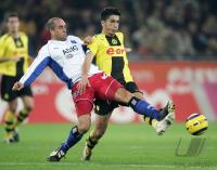 Fussball 1. Bundesliga: Dortmund - Hamburg, Zweikampf