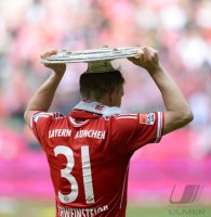 Fussball 1. Bundesliga  Saison  2012/2013:  Deutscher Meister 12/13 FC Bayern Muenchen