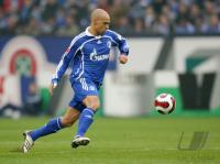 Fussball 1. Bundesliga: S04, VARELA Einzelaktion