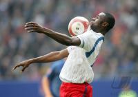 Fussball 1. Bundesliga: HSV, SANOGO Einzelaktion