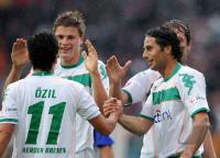 FUSSBALL 1. BUNDESLIGA: Bremen - Schalke