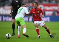 Fussball 1. Bundesliga Saison 16/17: FC Bayern Muenchen - VfL Wolfsburg