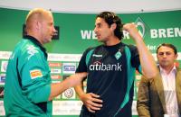 FUSSBALL 1. BUNDESLIGA: Pressekonferenz Werder Bremen mit Neuzugang Pizarro
