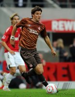 Fussball: 1. Bundesliga Saison 2010/2011, St. Pauli: BRUNS Einzelaktion