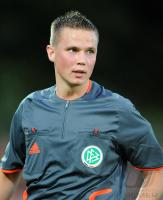 FUSSBALL 3. BUNDESLIGA: Kickers Emden, KAMPA