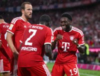 Fussball  1. Bundesliga 26/27 FC Bayern Muenchen - VfB Stuttgart