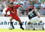 Fussball Bundesliga: Hannover 96 - 1860 Muenchen, Zweikampf