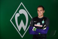 Fussball 1. Bundesliga, Saison 2012/2013, Werder Bremen: Raphael WOLF im exklusiven Pressefoto ULMER Fotoshooting