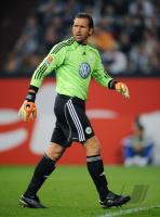 FUSSBALL, 1. BUNDESLIGA, 6. Spieltag, Wolfsburg: LENZ