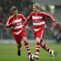 Fussball  FC Bayern Muenchen  Klose am Ball