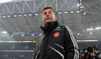 FUSSBALL, 1. BUNDESLIGA, 18. Spieltag: Nuernberg, HECKING