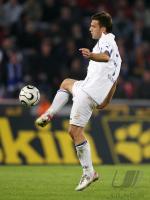 Fussball 2. Bundesliga: KSC, KAPLLANI Einzelaktion