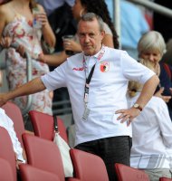 Fussball 1. Bundesliga, Saison 2011/2012:  Praesident  Walther Seinsch (FC Augsburg)