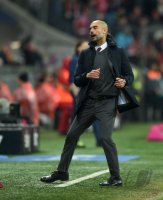 Fussball 1. Bundesliga Saison 15/16: FC Bayern Muenchen - 1. FSV Mainz 05