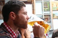 FUSSBALL 1. BUNDESLIGA 14/15:  FC Bayern Muenchen besucht das Oktoberfest