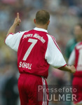 FUSSBALL  FC Bayern Muenchen Mehmet Scholl mit Daumen oben
